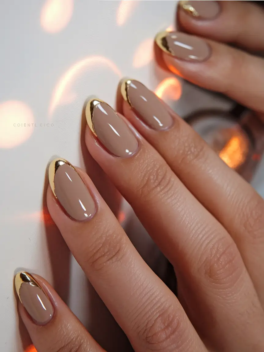 August nails design Glossed Nude with Golden French Flick