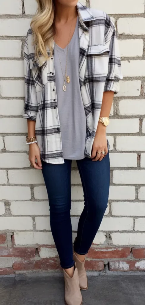 25 Fall Outfits Ideas 2025 for Late Summer Casual & Chic Aesthetic