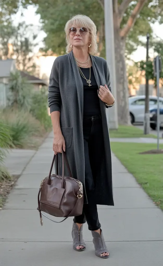 25 Fall Outfits Ideas 2025 for Late Summer Casual & Chic Aesthetic