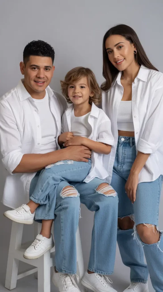 25 Fall 2025 Family Photo Outfits Inspo with Stylish Ideas for Every Season Mood