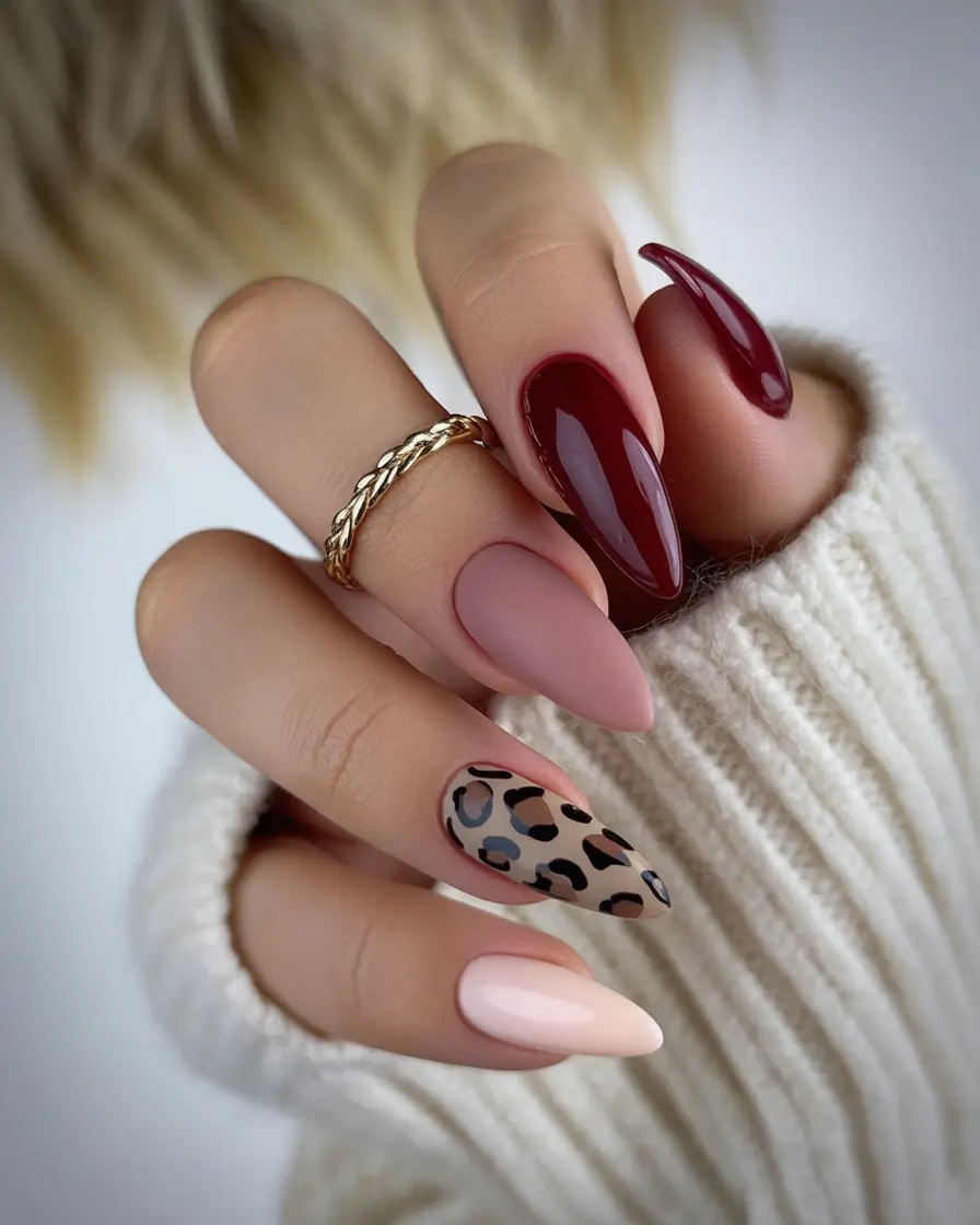 September nails design Chic in Cabernet and Nude