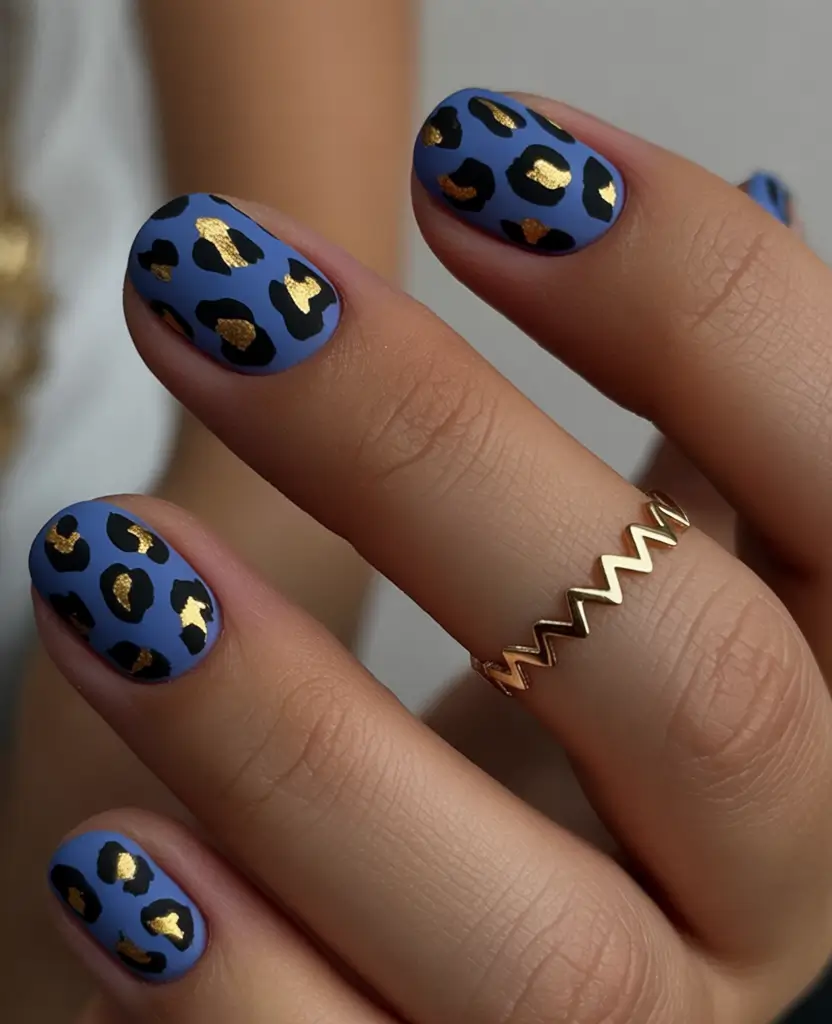 2025 round fall nails Blue Leopard With Golden Touch