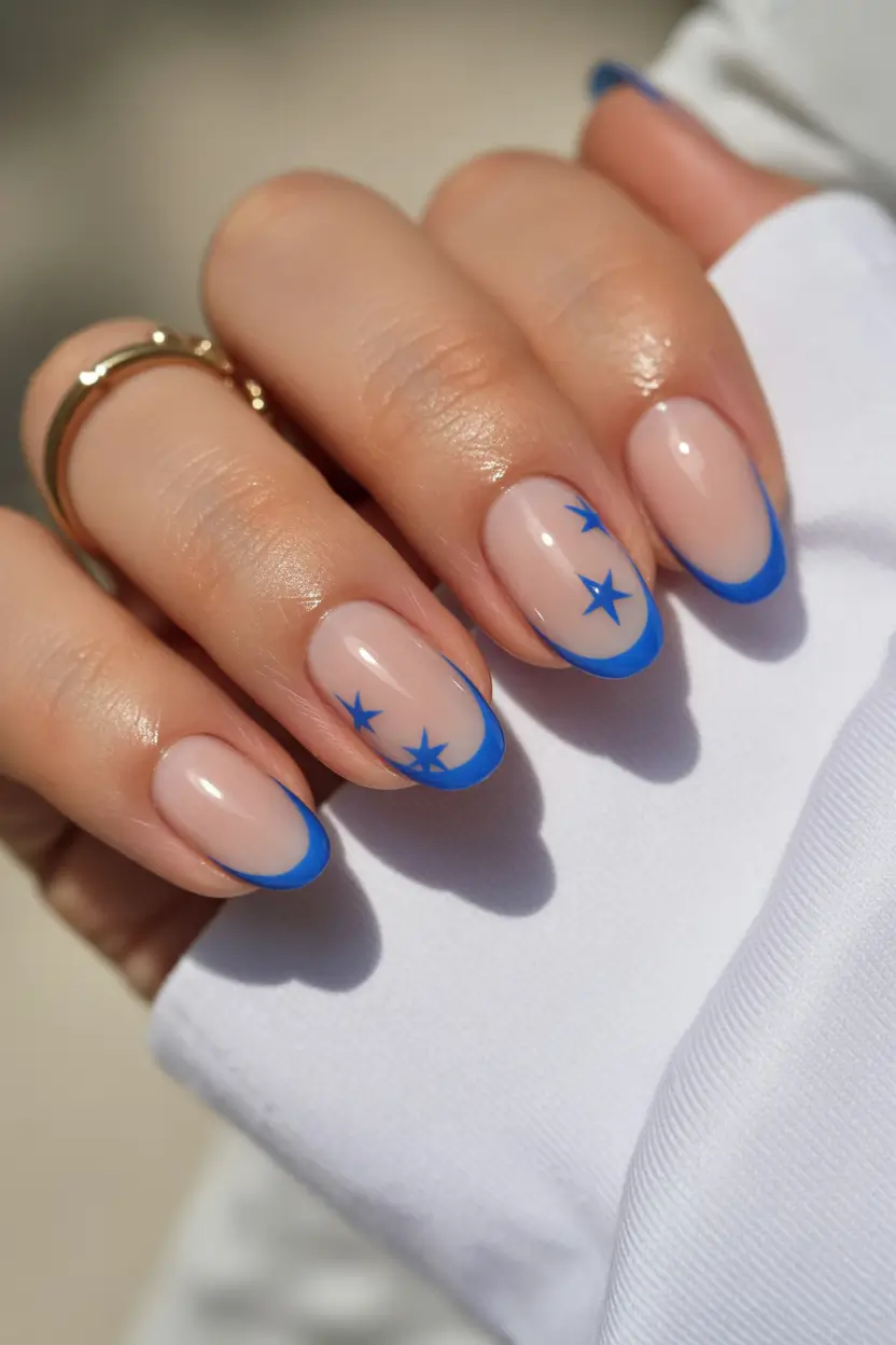 2025 round fall nails Starry Blue French