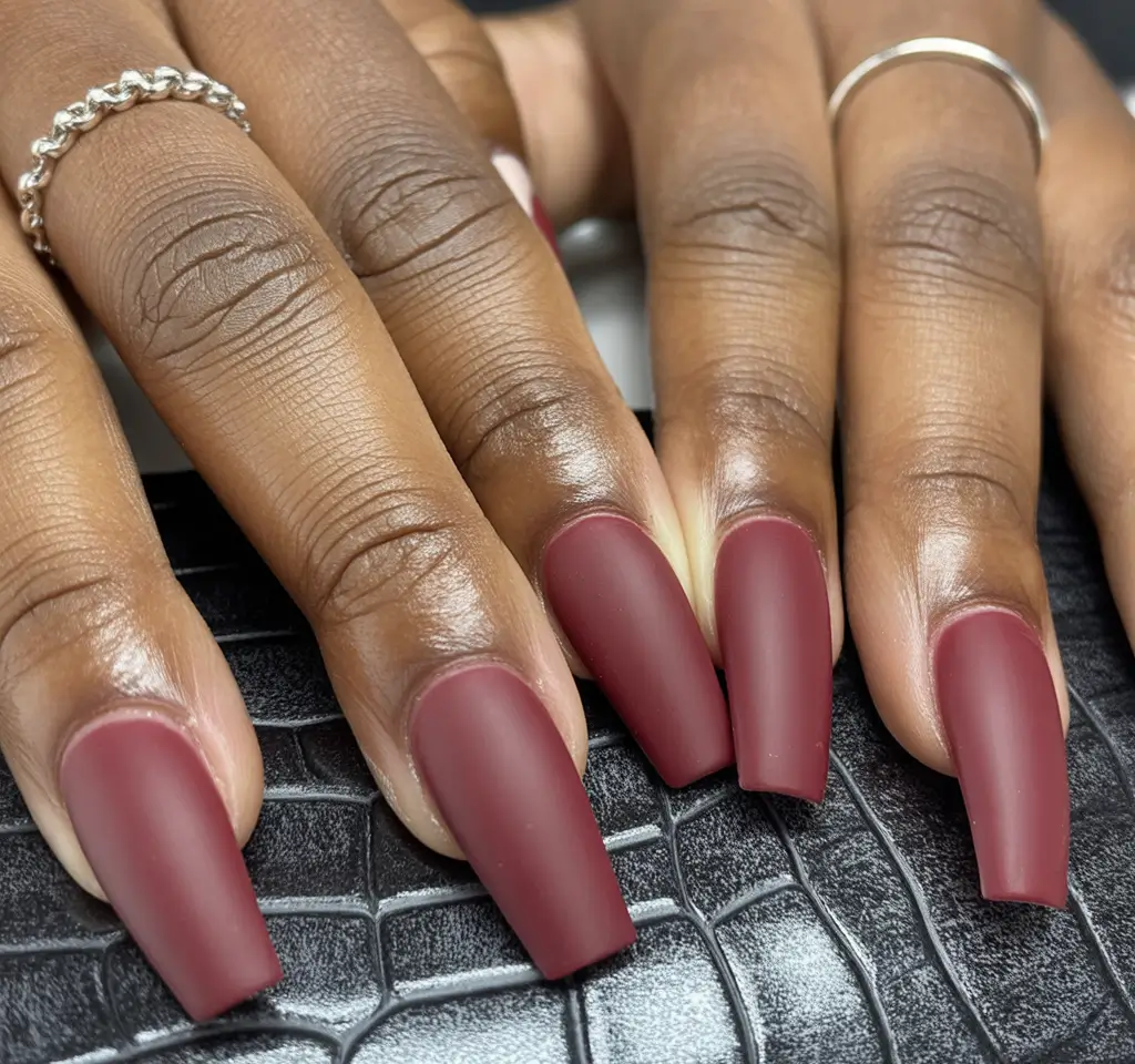 26 Fall Nail Colors for Dark Skin 2025 – Top Picks for Elegant & Classy Women