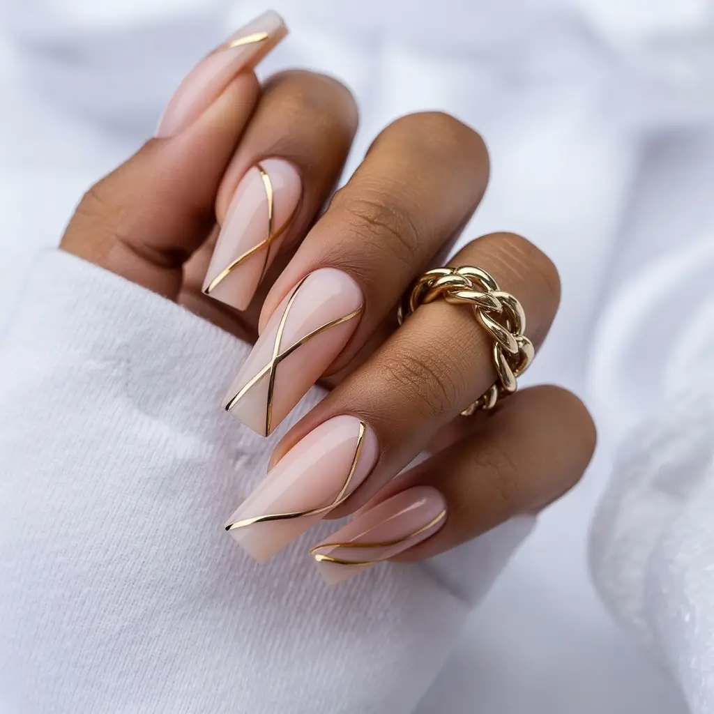 Fall-3D-Nail-Art-Minimal-Luxe-Lines