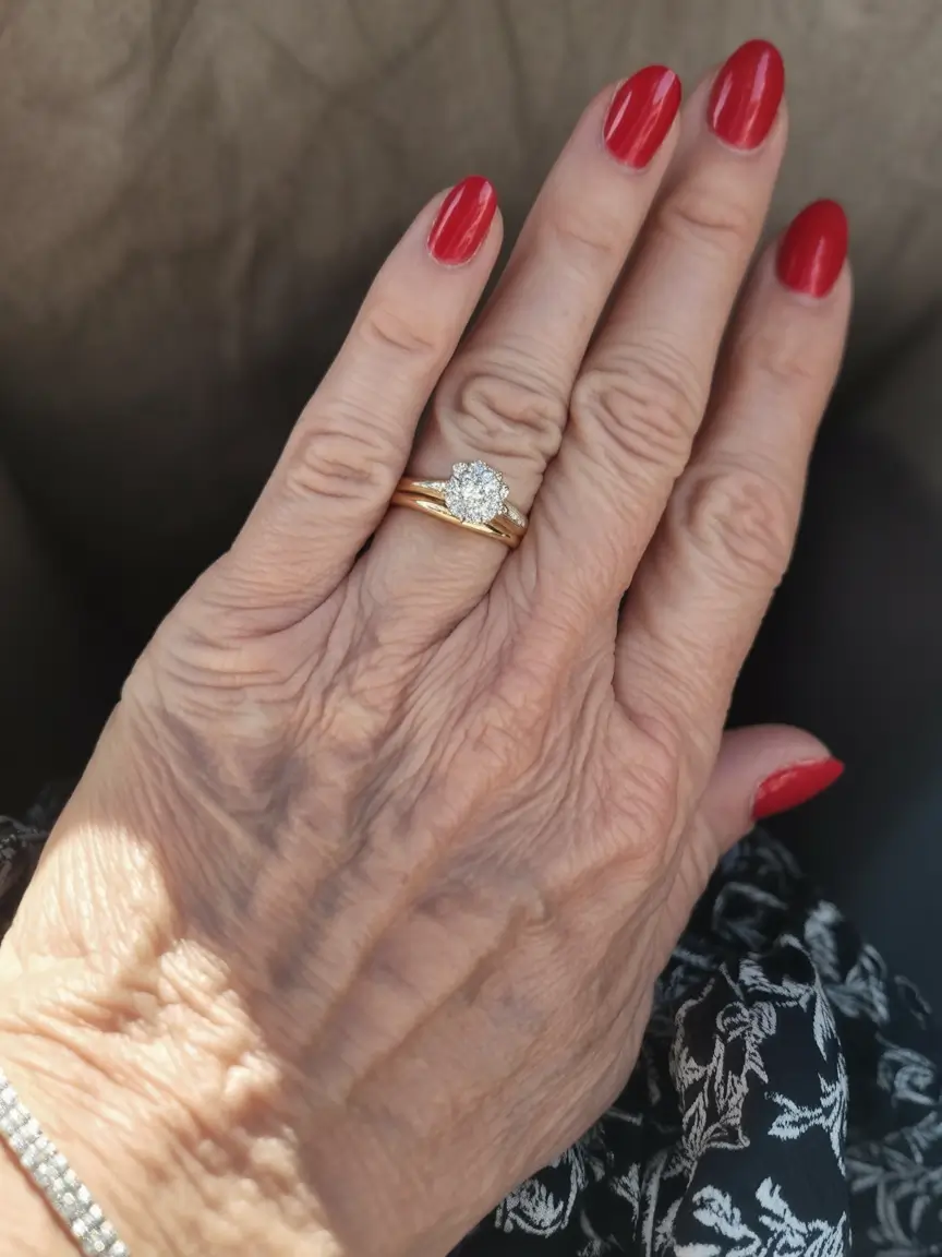 Fall Nail Color Ideas for Women Over 60 – Classic Crimson Confidence