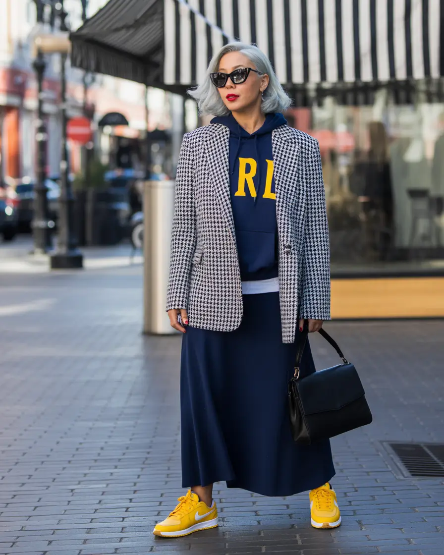 Sporty Elegance with Graphic Flair