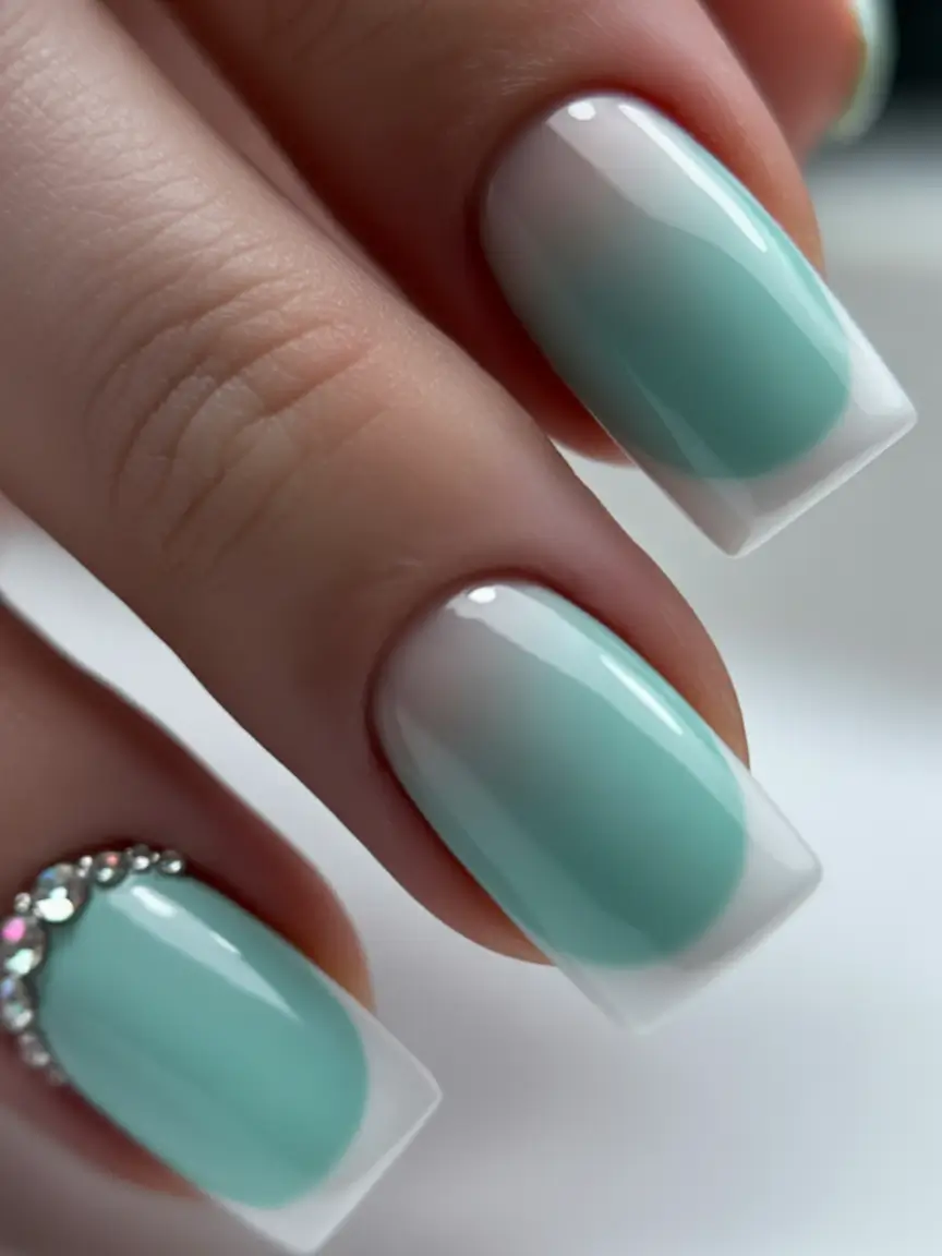 Best Winter Nail Colors Frosty Mint Ombre