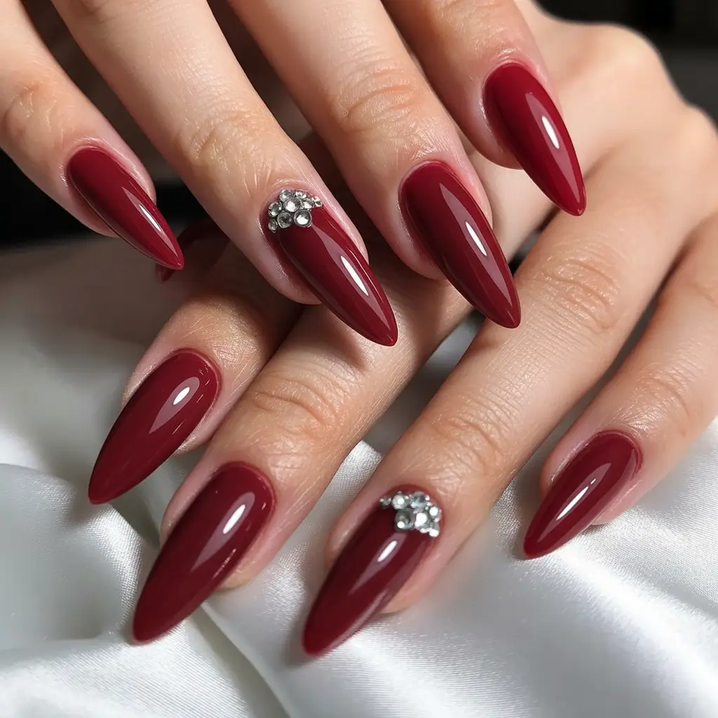 red christmas nails Garnet Glow Elegance