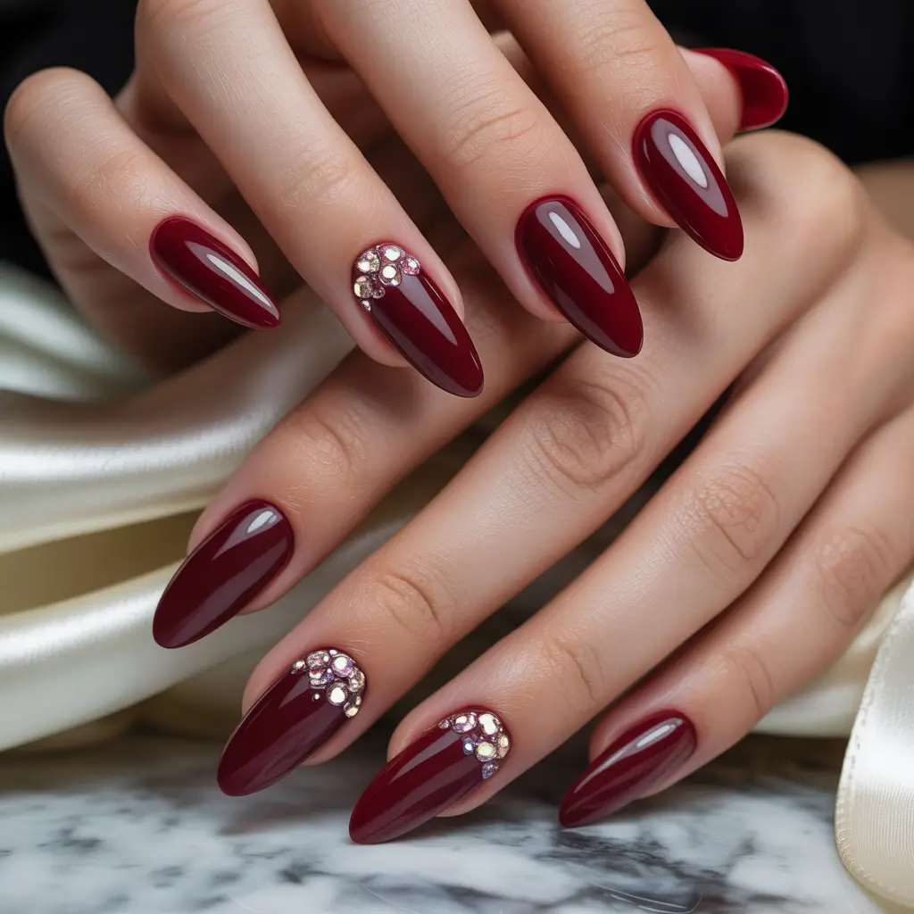 simple christmas nails Garnet Luxe Spark