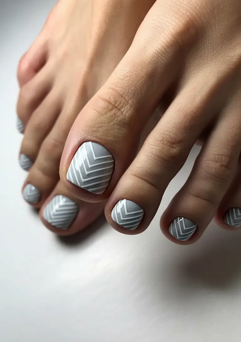 Winter Nails Toe Frosted Chevron Elegance