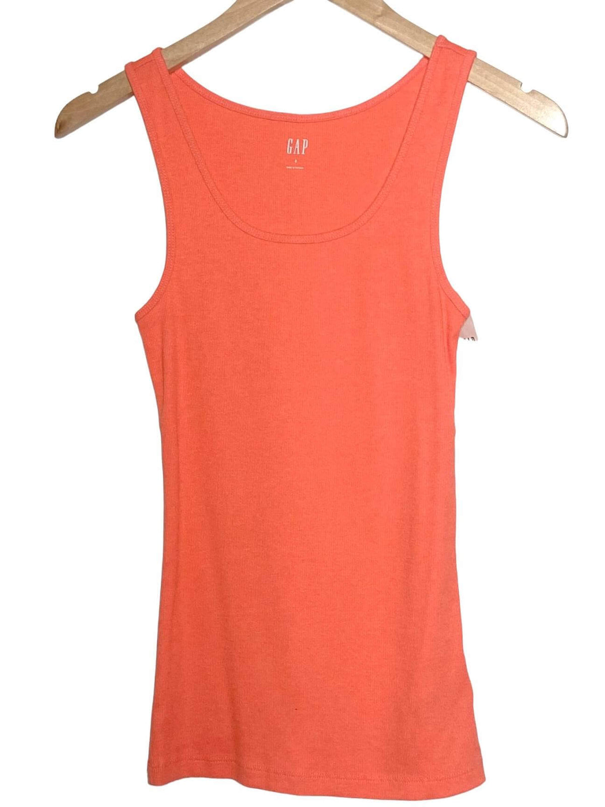 top Bright Spring Living Coral Ribbed Tank Top Indigo Tones $16