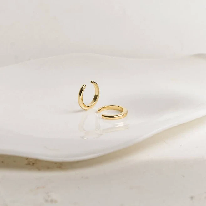 accessory Caitlyn Minimalist Cleo 18K Gold Earrings Caitlyn Minimalist $24