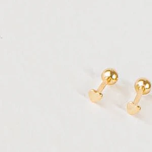 accessory Caitlyn Minimalist Dainty Tiny Heart Stud Earrings in 18K Gold Caitlyn Minimalist $20.25