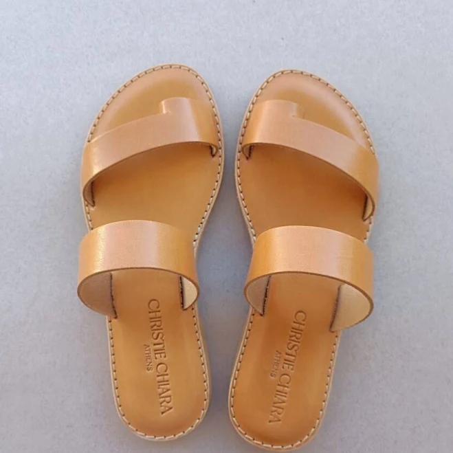shoes Callista Flat Leather Sandals Christie Chiara Sandals $76.61