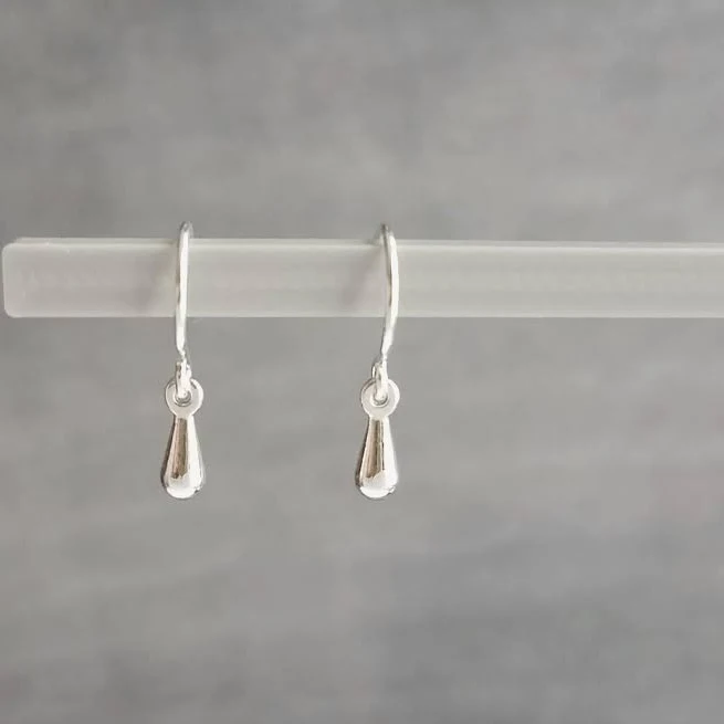 accessory Dainty Silver Teardrop Earrings Etsy - ConstantBaubling $26