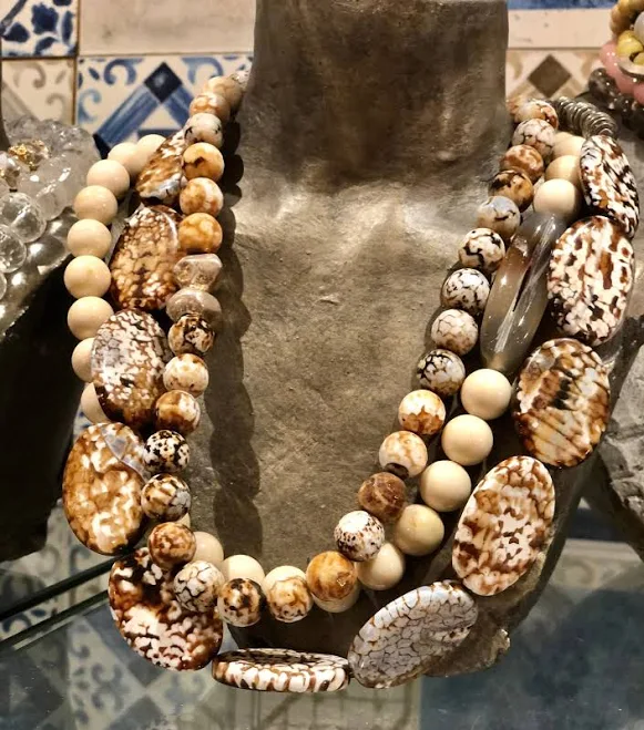 accessory Earth Tones Stacked Coffee Agate Necklace Etsy - Ellishshop $590