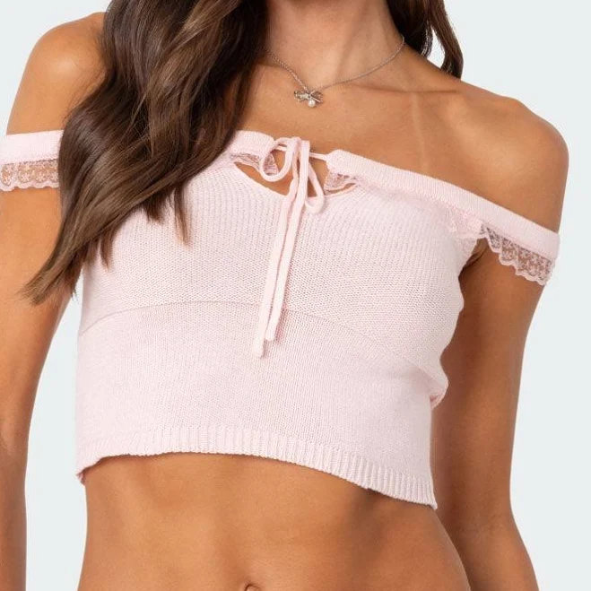 top Edikted Women's Off-the-Shoulder Trimmed Knit Cotton Crop Top edikted $10.8