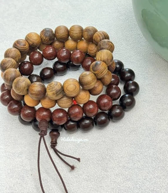 accessory Feng Shui Wood Beaded Bracelet Etsy - HalaCraft $7