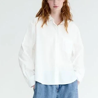 top Ladies - White Oversized Poplin Shirt - Size: L - H&M H&M $19.99