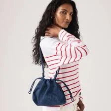 bag Levi's Isabelle Crossbody Bag levi.com $58.58