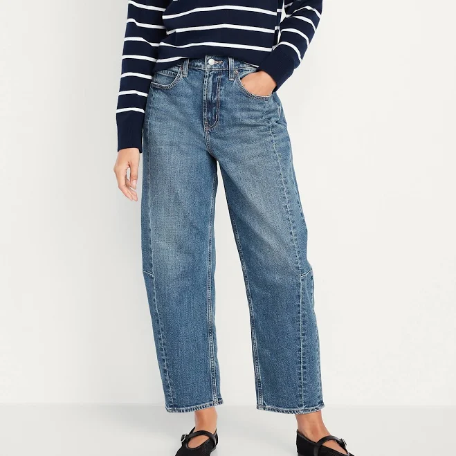 jeans Old Navy Women's High-Waisted Barrel Ankle Jeans Old Navy $29.99