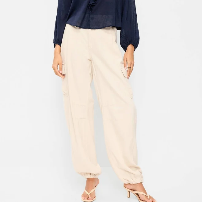 pants Old Navy Women's Twill Barrel Cargo Pants Old Navy $32