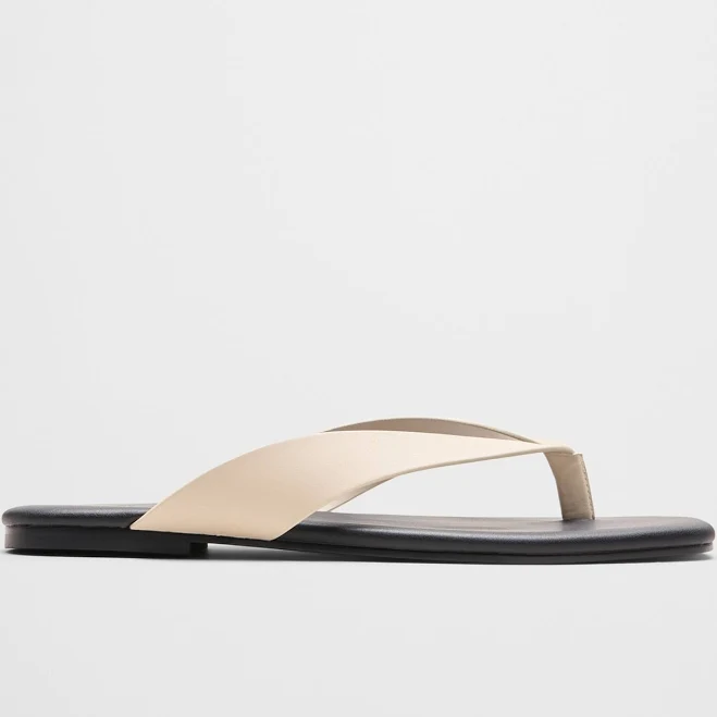 shoes Women's Vegan Leather Flip Flops Banana Republic Factory $40