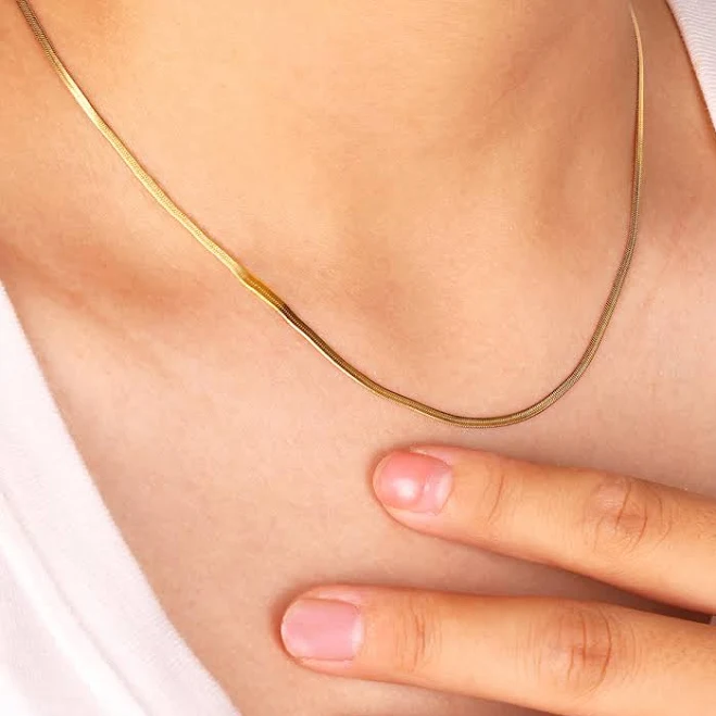 accessory Mint & Lily Dainty Herringbone Chain Necklace Mint & Lily $29
