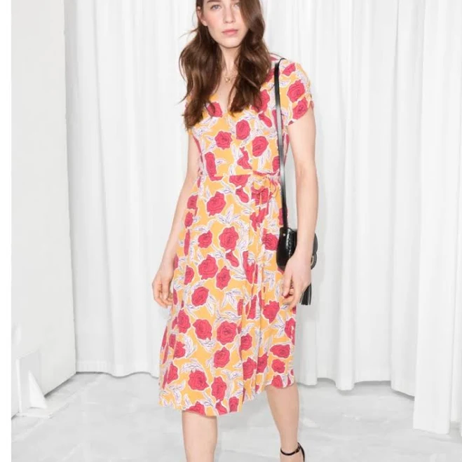 dress & Other Stories Dresses | Floral Printed Wrap Dress In Rose Print | Color: Cream | Size: 2 | Okemochalatte's Closet Poshmark $70